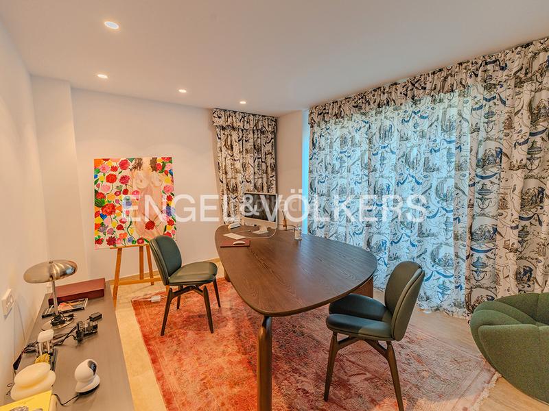 Foto ca5f90b5-ddc0-4437-9f84-3dbcd3a06c90. Chalet con camino riscaldamento parcheggio piscina in Alicante