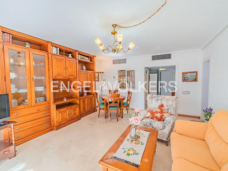 Foto 07e8a1c0-8341-44a2-a5fa-5dc64e12e7e9. Appartamento in plaça de san cristóbal 2 in Barrio del Centro Alicante