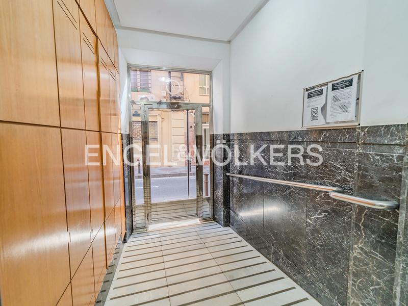 Foto bdc0b54e-b881-49c0-b8c4-3bfd8dfb2b55. Dachwohnung in calle maría josefa ágreda y muñoz 2 in Alicante