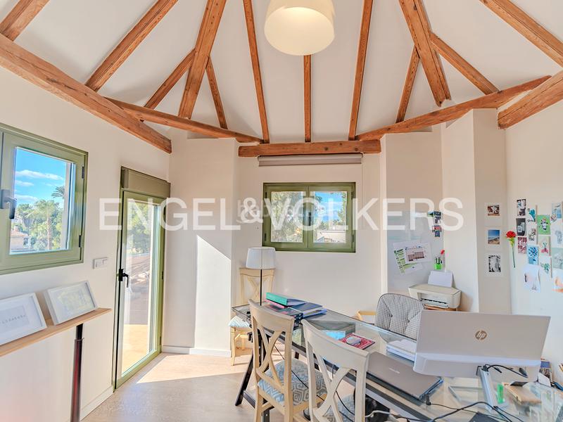 Foto 953ed1e0-05ef-4cfc-985f-d603987efeff. Xalet amb calefacció a Villafranqueza Alicante