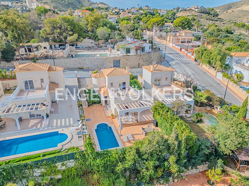 Foto bb4ce3b4-5094-49a8-a57c-90f631f69033. Chalet mit heizung parking pool in Pueblo Acantilado-Lanuza Campello (el)