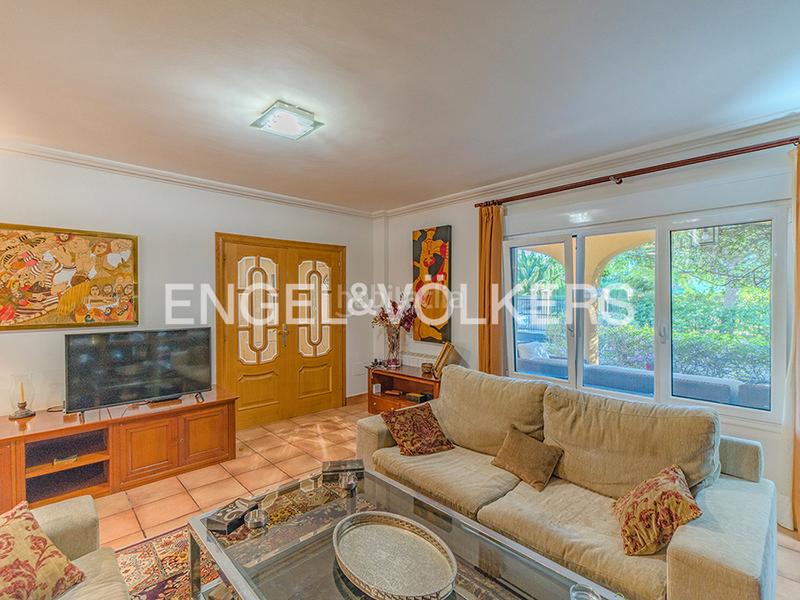 Foto 3c805178-8051-4d82-ac56-56461717f2e0. Chalet espectacular villa mediterránea en bonalba golf en Mutxamel