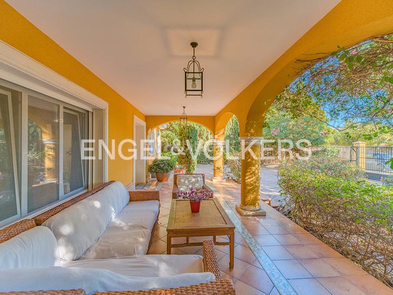 Foto 65aa4e4a-4051-4c4f-b141-14fed2b24cc7. Chalet espectacular villa mediterránea en bonalba golf en Mutxamel