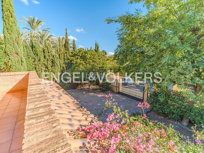 Foto 93deb3a2-e5ab-4a58-98bc-e4600051be22. Chalet espectacular villa mediterránea en bonalba golf en Mutxamel