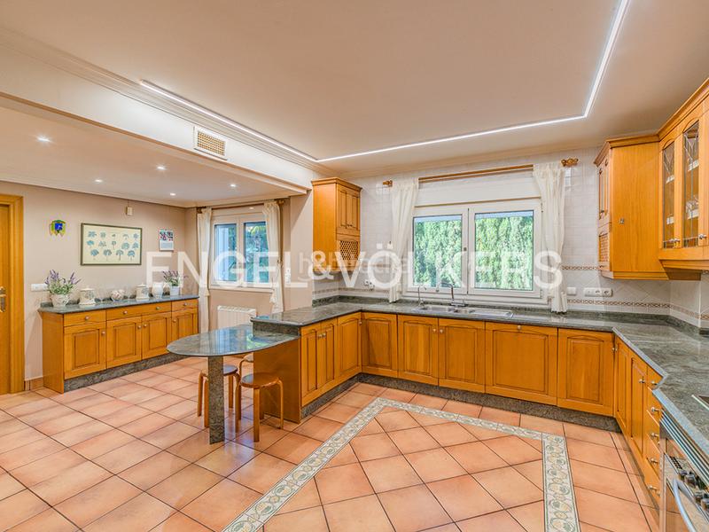 Foto dcf0ea12-1e2a-4b5a-9ace-44c382f48ff0. Chalet espectacular villa mediterránea en bonalba golf en Mutxamel