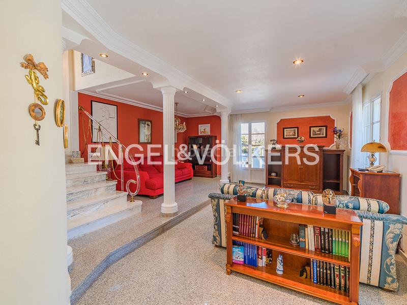 Foto 06865974-711a-4ad0-9627-19526692bce1. Chalet villa de excepción en Sol y Luz en Sol y Luz Sant Vicent del Raspeig