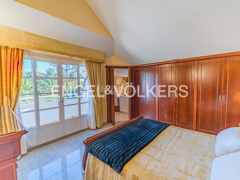 Foto 21e4dda5-38e0-45f7-95d7-20c0c47daf17. Chalet villa de excepción en Sol y Luz en Sol y Luz Sant Vicent del Raspeig