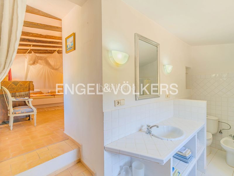 Foto bbe1b6b4-f55f-4806-a6a6-4af4782abb5d. Xalet amb xemeneia calefacció piscina a Xixona