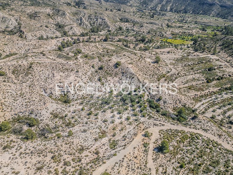 Foto f5d1d04e-6910-4810-b4fd-b8b617b00867. Xalet amb xemeneia calefacció piscina a Xixona