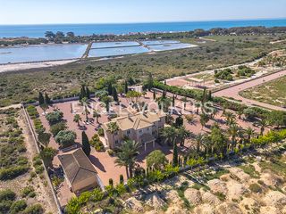 Chalet  Lugar la marina. Exclusividad y naturaleza frente al mediterraneo