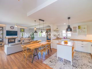 Chalet à Campello Pueblo. Villa independiente con gran parcela privada en el campello
