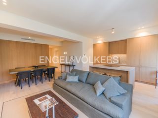Etagenwohnung in Placa de los luceros 4. Sofisticado hogar con estilo en luceros