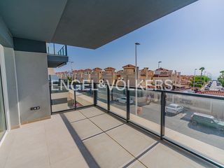 Pis a Avinguda d'escandinàvia 96. Luz, vistas al mar y calidad de vida en gran alacant
