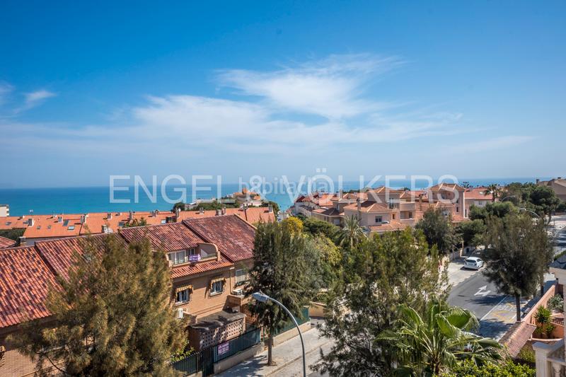 Foto ed873cac-7c62-4cd5-a7e3-5b39b570b27f. Chalet avec chauffage parking piscine dans Cabo de las Huertas Alicante