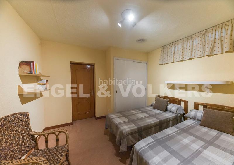 Foto 067f3370-14f3-4a6d-9b14-05030a9ad84c. Chalet with parking pool in Peña de las Águilas Elche / Elx