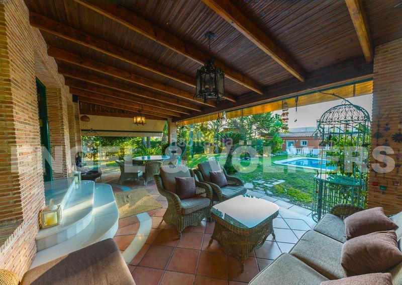 Foto 0997e2fd-cc1c-4596-a749-2b47f6efb542. Chalet with parking pool in Peña de las Águilas Elche / Elx