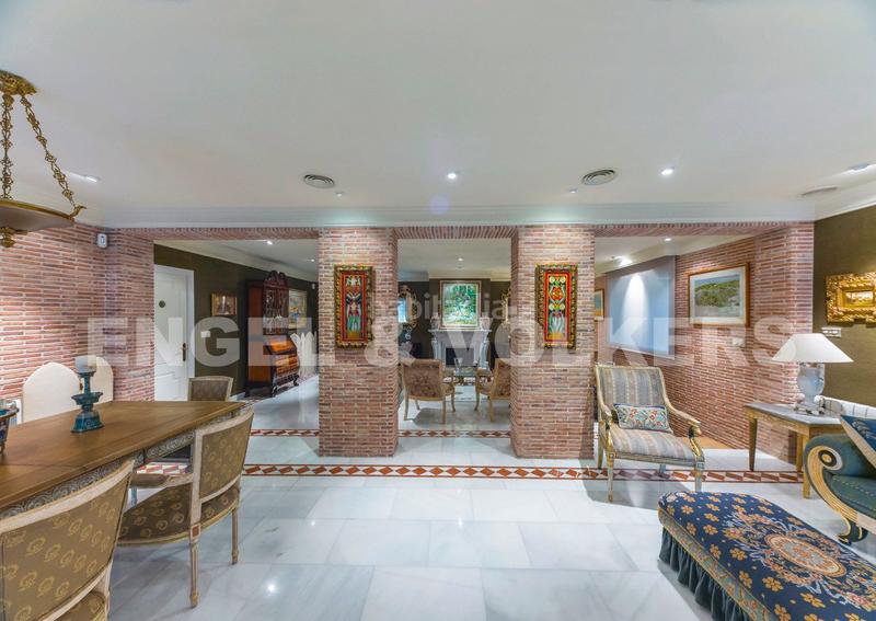 Foto 2e6c8ebb-3521-4a8a-b2ba-20dcfdc7b980. Chalet with parking pool in Peña de las Águilas Elche / Elx