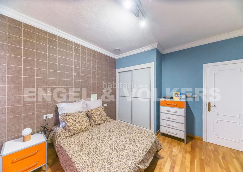 Foto 49f66465-ac81-4ef5-b7bc-94a3f22519e0. Chalet with parking pool in Peña de las Águilas Elche / Elx