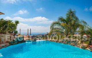 Xalet a N/a. Villa de ensueño en el campello con vistas al mar