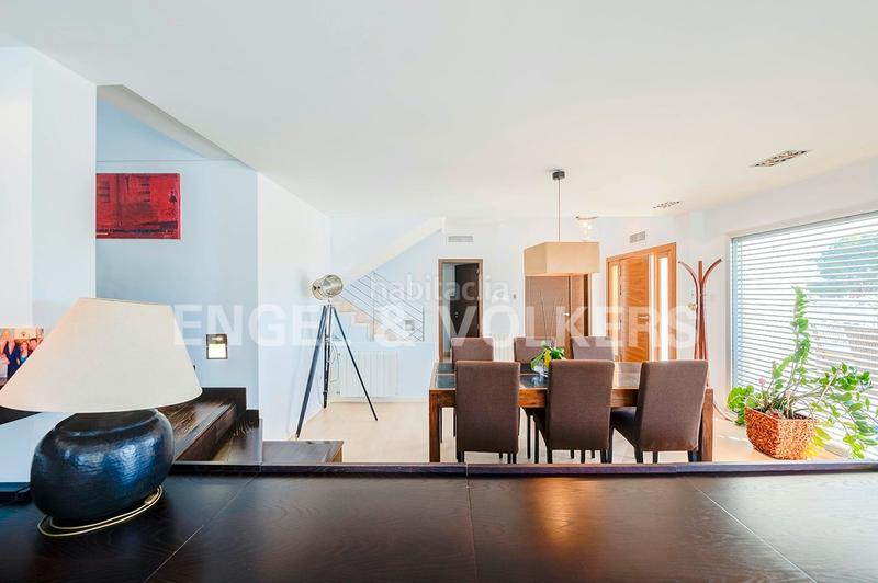 Foto c4a48f30-7663-4423-8b6d-4b2b2b77a7b7. Chalet moderna villa de lujo con la que todos sueñan en San Juan de Alicante