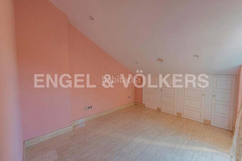 Foto 7c63ad3f-fbc9-49bc-bc9b-443469b322f7. Casa adosada elegante propiedad en residencial prime en Alicante