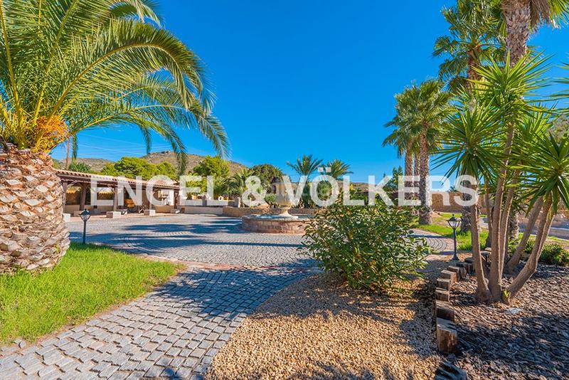 Foto 43579279-29ac-49a0-892a-4cb14e0dcda5. Xalet amb aparcament piscina a Aigües