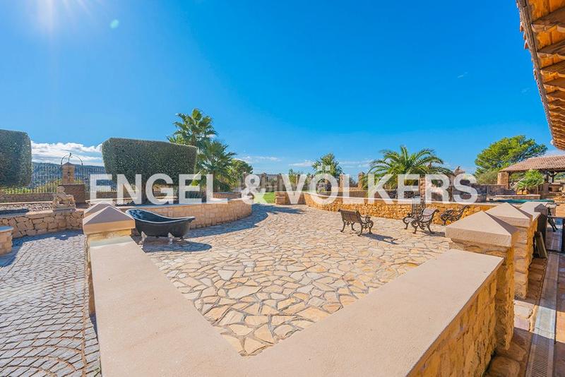 Foto 5d65cccf-2c34-4380-93af-1fe511e1c894. Xalet amb aparcament piscina a Aigües