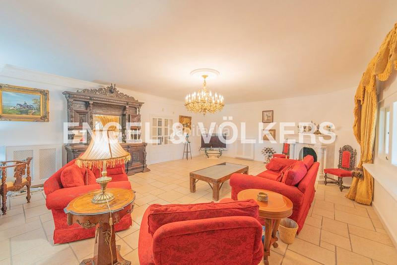 Foto cf6829a2-0d18-4216-8860-b57c14547943. Xalet amb aparcament piscina a Aigües