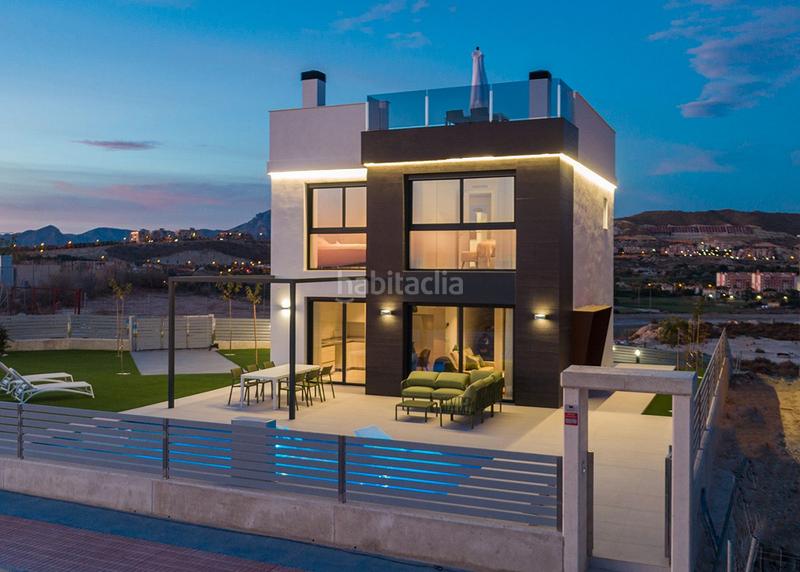 Foto b1b0cb58-4630-4e3f-87e2-6a61979ebccb. Chalet en del llentiscle 2 promoción de villas con amaneceres mágicos v17 en Mutxamel