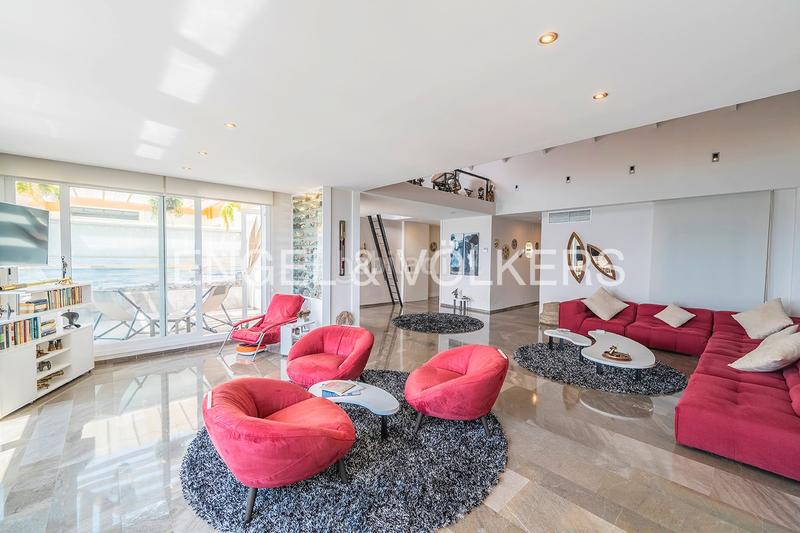 Foto 1b35fa45-bab3-47bc-aa41-8a3f3abfcc22. Àtic a paseo de gomiz 3 a Casco Antiguo - Sta. Cruz - Ayuntamiento Alicante