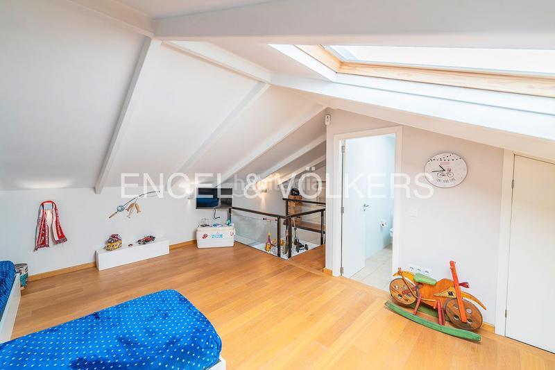 Foto 6389e5e7-3f84-4787-8e94-2ea7084af0fe. Àtic a paseo de gomiz 3 a Casco Antiguo - Sta. Cruz - Ayuntamiento Alicante