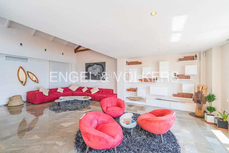 Foto f4954c8d-f716-4398-b70d-87dee1e0482d. Àtic a paseo de gomiz 3 a Casco Antiguo - Sta. Cruz - Ayuntamiento Alicante