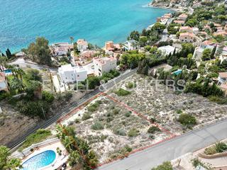 Terreny residencial a Calle islandia 196. Excelente terreno edificable con vistas al mar