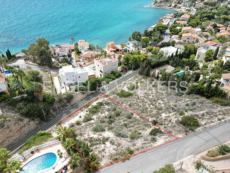 Foto 1d41e411-8cda-403c-a279-847d14e815ea. Terreny residencial a calle islandia 196 a Pueblo Español-Coveta Fumá Campello (el)