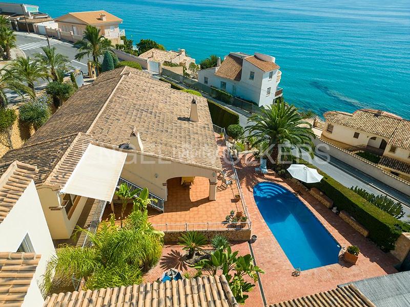 Foto c2c292b5-bf71-4c8c-9ae6-6015c9a227c8. Xalet amb piscina a Pueblo Acantilado-Lanuza Campello (el)