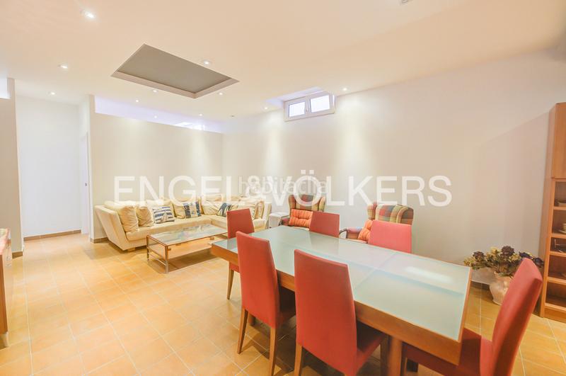 Foto 1aafa7ec-0da8-434c-b5be-8559616364d4. Lloguer casa aparellada a carrer dels morros alts 7b a Campello (el)