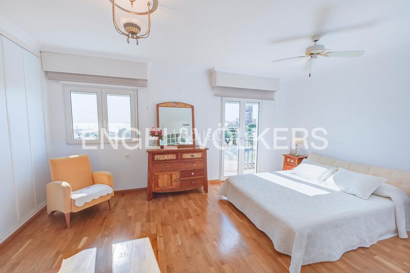 Foto 34ea1c32-7f5b-4f0d-9b2a-9e7e32f9915d. Lloguer casa aparellada a carrer dels morros alts 7b a Campello (el)