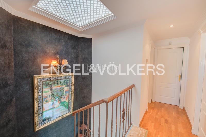 Foto f872310d-a536-423a-a195-d49a3e74412a. Lloguer casa aparellada a carrer dels morros alts 7b a Campello (el)