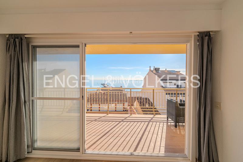 Foto 42d2de90-7d63-4fb4-a5d5-bc25237a69ff. Alquiler piso exquisitez frente al mar con idílicas vistas en Campello (el)