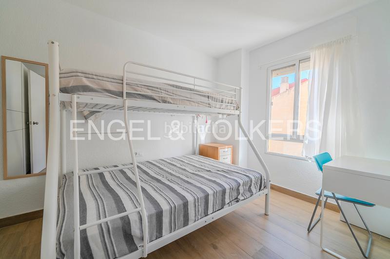 Foto 59d58662-f3d9-482c-ada4-1bcc04b0f92e. Location appartement dans Campello Playa Campello (el)