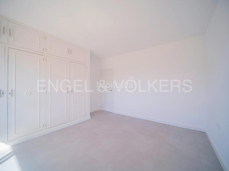 Foto 32a8e3ab-00a7-49c8-b095-a1e1f4abdfea. Chalet encantadora villa mediterránea con vistas al mar en Campello (el)