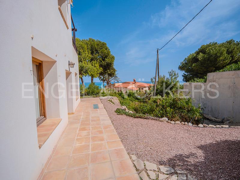 Foto e6bd874e-f5fe-4454-a90c-2d4c768c5ac4. Xalet amb aparcament a Pueblo Español-Coveta Fumá Campello (el)