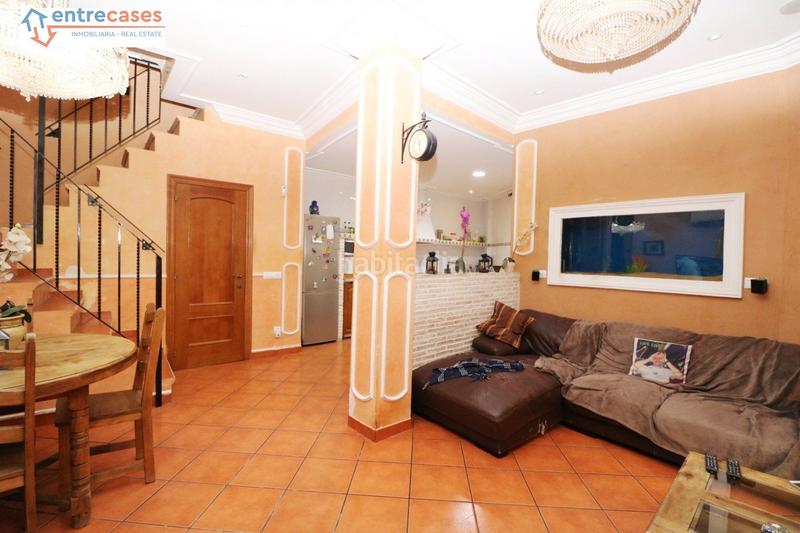 Foto d80746dc-d7aa-43bb-beab-0dfb2b911f18. Maison avec parking dans Centro-El Castillo Sagunt