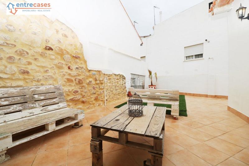 Foto ef2e865b-b9e6-4380-85aa-24526a1062b5. Maison avec parking dans Centro-El Castillo Sagunt