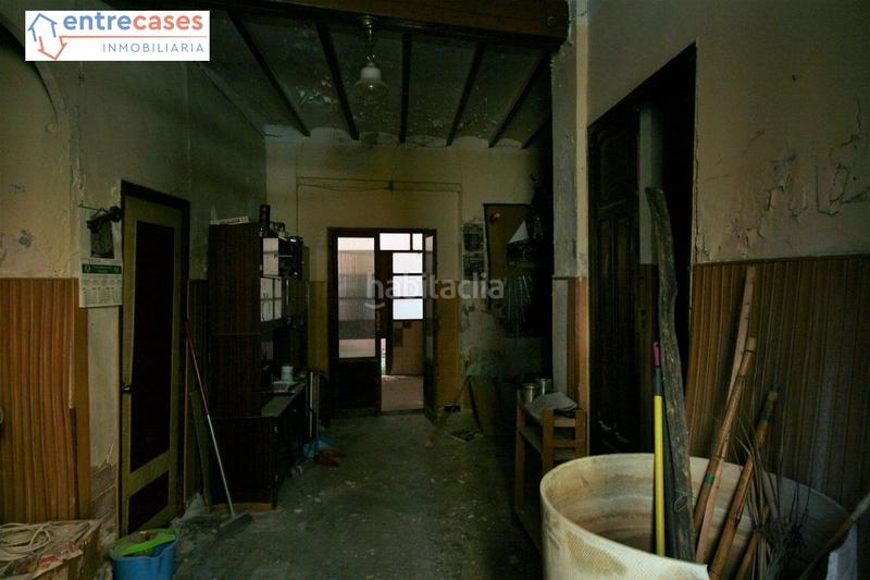 Foto 4a739082-d28e-4632-918a-2251c9f6214c. Casa  esquinera para reformar en Vall d´Uixó (la)