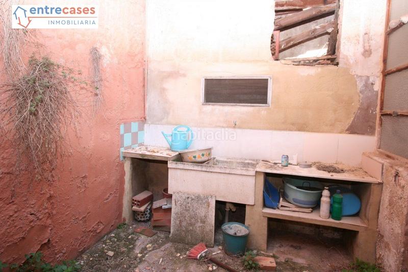 Foto 4c833717-9f15-45b2-ab82-7a894c982f1b. Casa  esquinera para reformar en Vall d´Uixó (la)