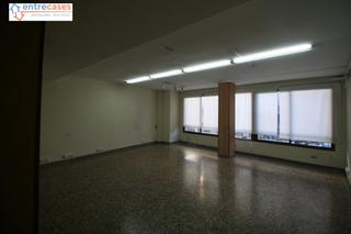 Oficina a Vall d´Uixó (la). Venta o alquiler de oficinas en zona centro