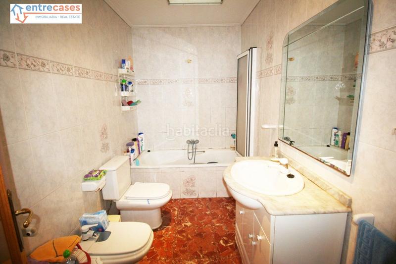 Foto 69176aff-2504-4572-a1bf-01b613a3a024. Casa in Vall d´Uixó (la)