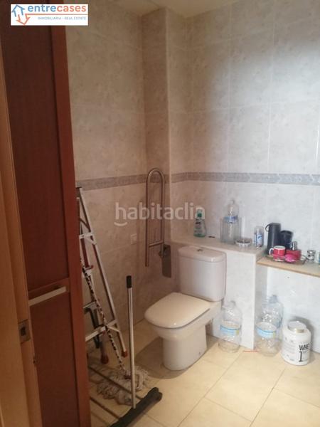 Foto 3ebb42eb-1afc-40e1-a8dc-37e95c9c8356. Local comercial bajo comercial en Faura