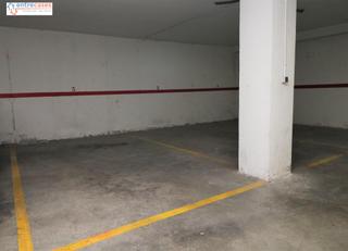 Autoparkplatz in San José-Los Metales. Plaza de parking en puerto sagunto